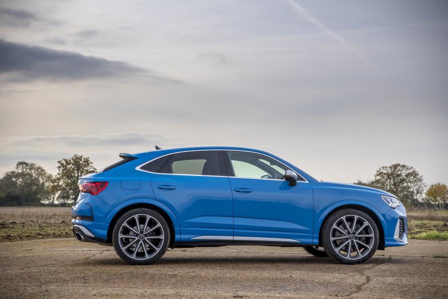  Audi RS Q3 Sportback 2019 года  (UK) (фото 22 из 71)